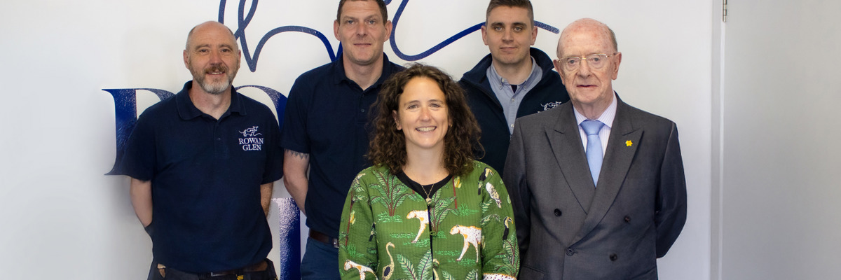 Rural Affairs Secretary visits award-winning dairy Rowan Glen