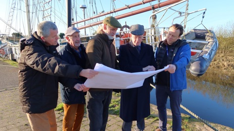 Annan Harbour Action Group and SOSE people looking at plans